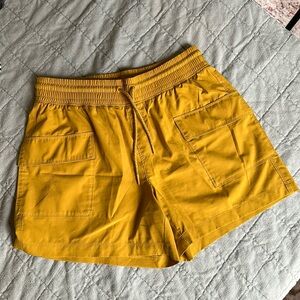 Old Navy Stretchtech Cargo Shorts